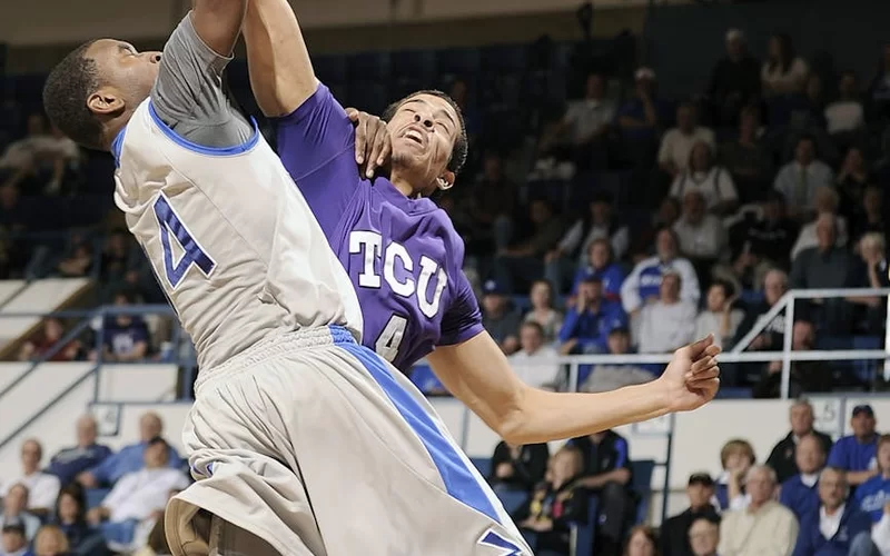 数据揭秘：2026年季后赛，卢卡·东契奇如何用历史级效率扛起独行侠？